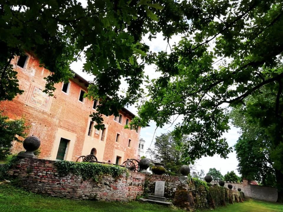 Готель Principato Di Ariis Rivignano Екстер'єр фото